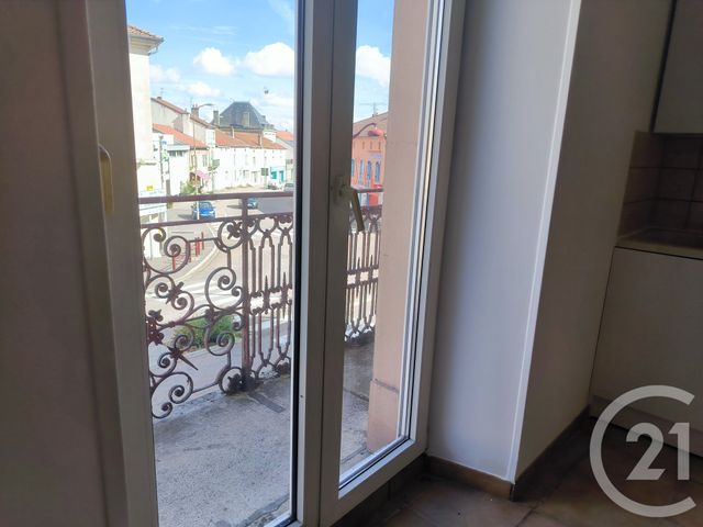 Appartement F3 &agrave; louer - 4 pi&egrave;ces - 80 m2 - Chatenois - 88 - LORRAINE