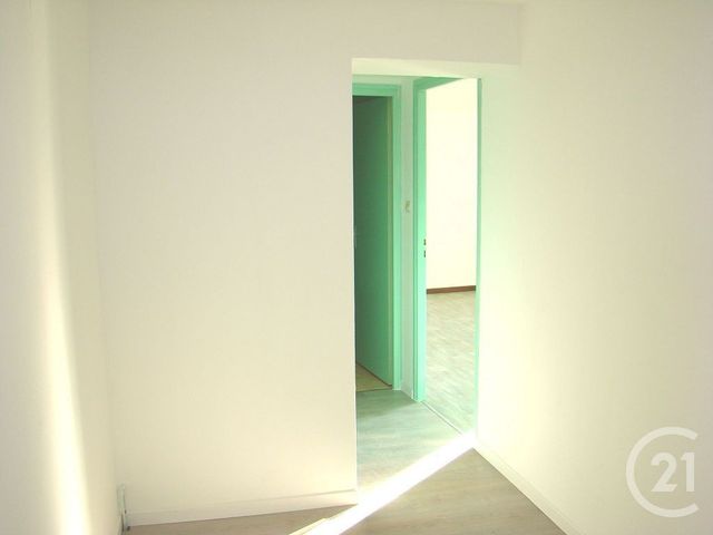 Appartement F2 &agrave; louer - 2 pi&egrave;ces - 37 m2 - Darney - 88 - LORRAINE