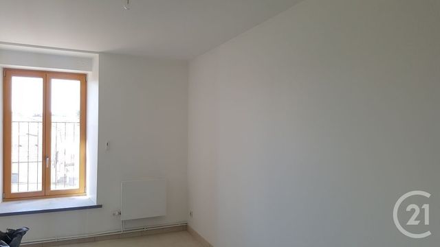 Appartement F4 &agrave; louer - 4 pi&egrave;ces - 96 m2 - Hareville - 88 - LORRAINE