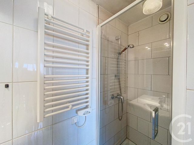 Appartement F1 &agrave; louer - 1 pi&egrave;ce - 23,60 m2 - Vittel - 88 - LORRAINE