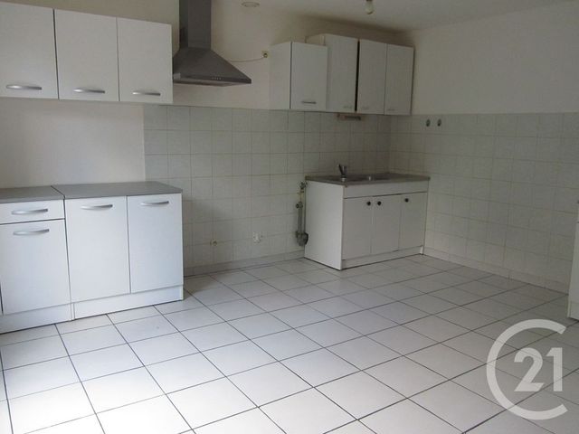 Maison &agrave; louer - 5 pi&egrave;ces - 83 m2 - Remoncourt - 88 - LORRAINE