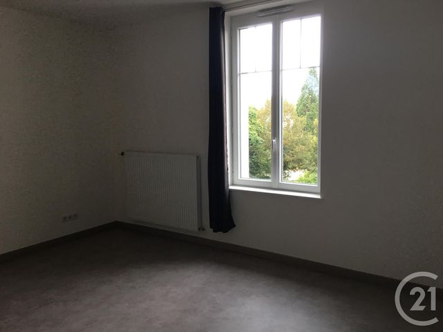Appartement F4 &agrave; louer - 4 pi&egrave;ces - 102 m2 - Vittel - 88 - LORRAINE