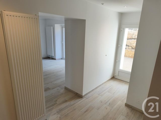 Maison &agrave; louer - 5 pi&egrave;ces - 125 m2 - La Vacheresse Et La Rouillie - 88 - LORRAINE