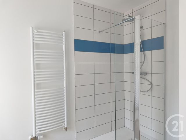 Maison &agrave; louer - 5 pi&egrave;ces - 125 m2 - La Vacheresse Et La Rouillie - 88 - LORRAINE