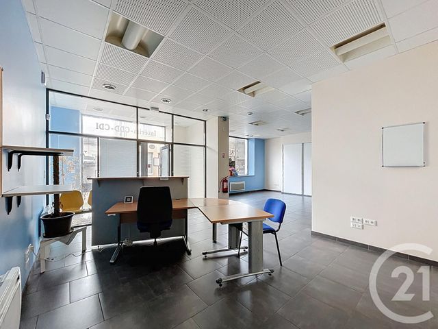 Appartement Local &agrave; louer - 3 pi&egrave;ces - 160 m2 - Vittel - 88 - LORRAINE