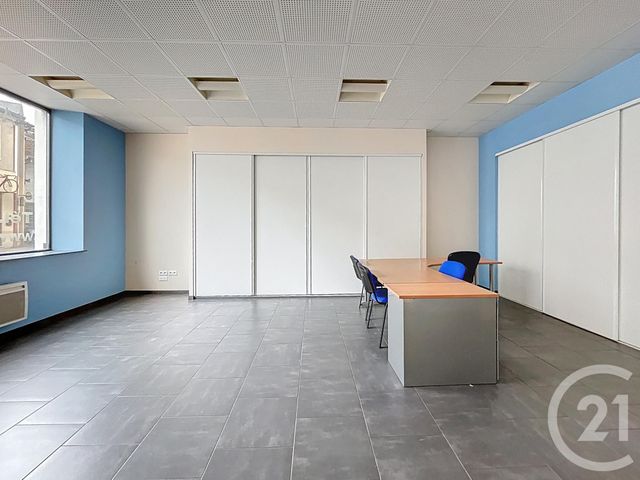 Appartement Local &agrave; louer - 3 pi&egrave;ces - 160 m2 - Vittel - 88 - LORRAINE