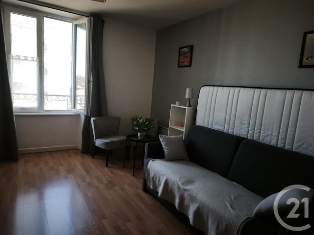 Appartement F1 &agrave; louer - 1 pi&egrave;ce - 23,99 m2 - Vittel - 88 - LORRAINE