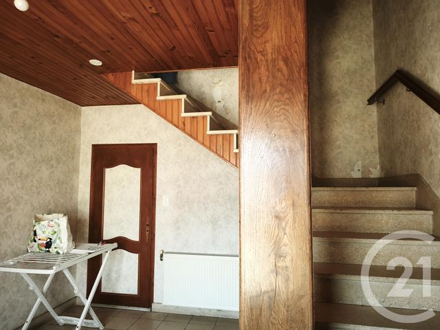 Appartement F4 &agrave; louer - 4 pi&egrave;ces - 115 m2 - Bulgneville - 88 - LORRAINE