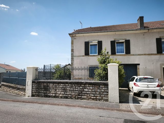 Appartement F4 &agrave; louer - 4 pi&egrave;ces - 115 m2 - Bulgneville - 88 - LORRAINE