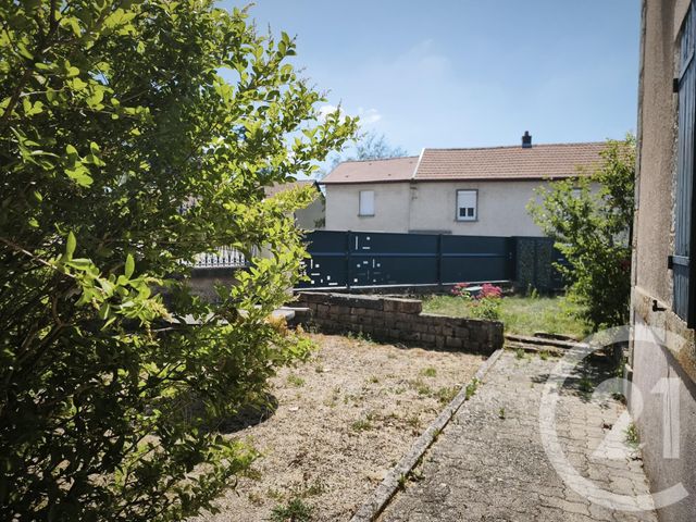 Appartement F4 &agrave; louer - 4 pi&egrave;ces - 115 m2 - Bulgneville - 88 - LORRAINE