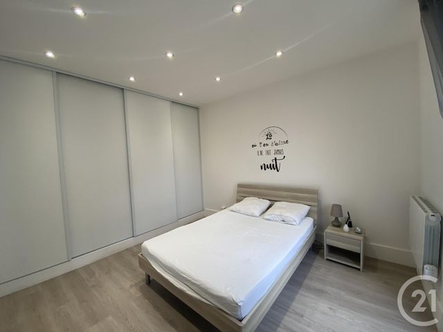 Appartement F2 &agrave; louer - 2 pi&egrave;ces - 35,06 m2 - Vittel - 88 - LORRAINE