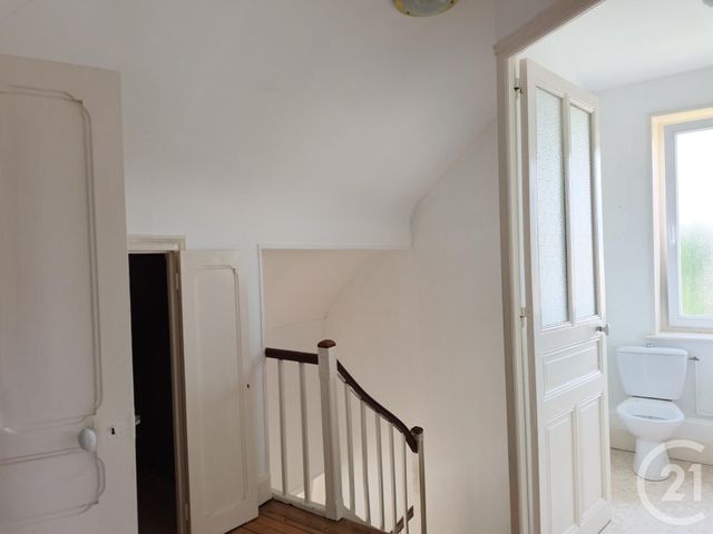 Maison &agrave; louer - 5 pi&egrave;ces - 103 m2 - Vittel - 88 - LORRAINE