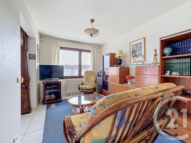 Appartement F3 &agrave; vendre - 4 pi&egrave;ces - 64,08 m2 - Vittel - 88 - LORRAINE