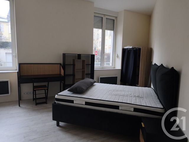 Appartement Studio &agrave; louer - 1 pi&egrave;ce - 28 m2 - Vittel - 88 - LORRAINE