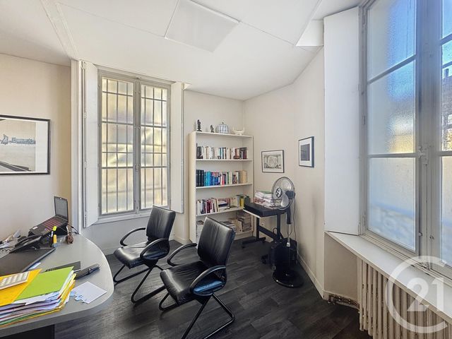 Commerce à louer - 70 m2 - 51 - CHAMPAGNE-ARDENNE