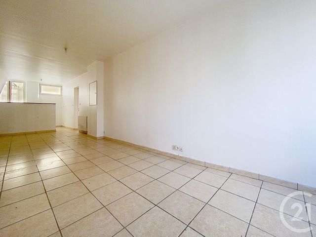 Appartement F2 à louer - 2 pièces - 43 m2 - Epernay - 51 - CHAMPAGNE-ARDENNE