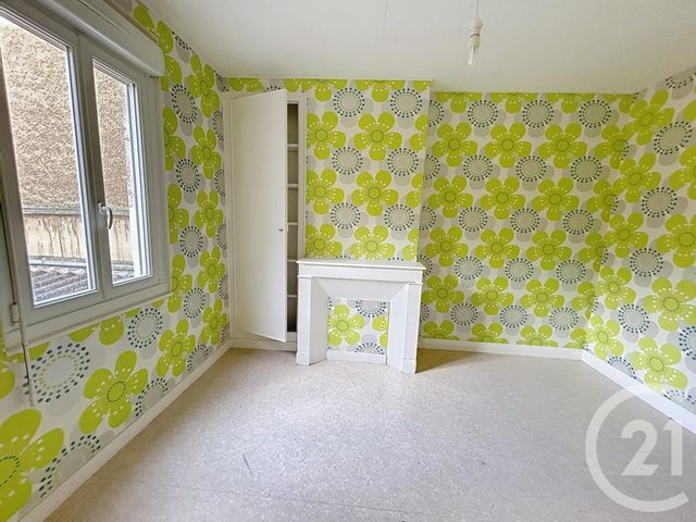 Afficher la photo en grand Appartement F4 à vendre - 4 pièces - 78,08 m2 - Epernay - 51 - CHAMPAGNE-ARDENNE