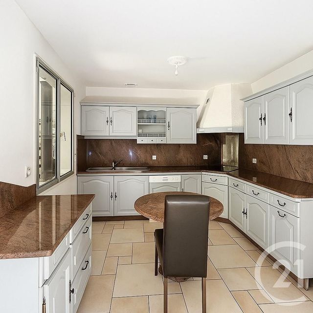 Maison à vendre - 7 pièces - 185,50 m2 - Montmort Lucy - 51 - CHAMPAGNE-ARDENNE