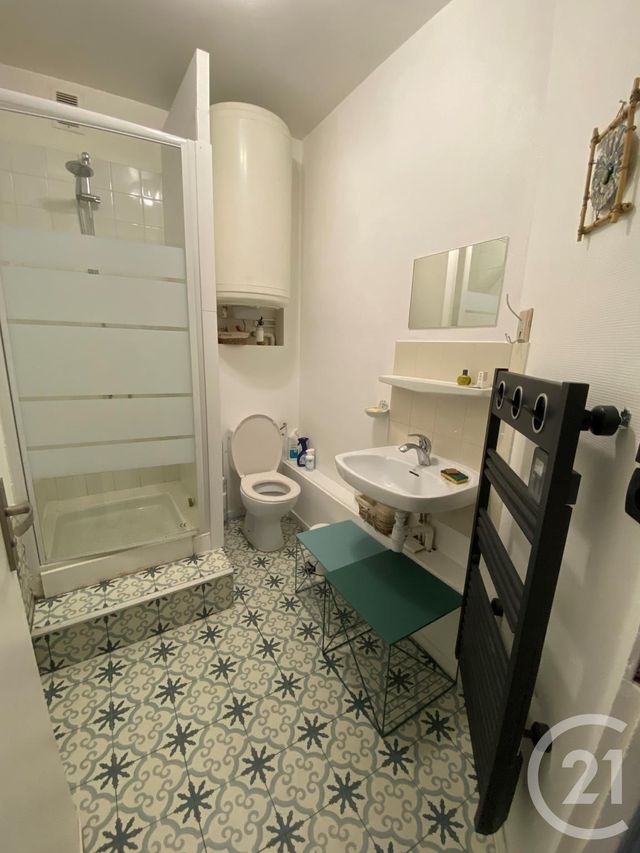 Appartement F1 bis à louer - 2 pièces - 42,34 m2 - Epernay - 51 - CHAMPAGNE-ARDENNE