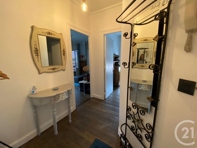 Appartement F1 bis à louer - 2 pièces - 42,34 m2 - Epernay - 51 - CHAMPAGNE-ARDENNE