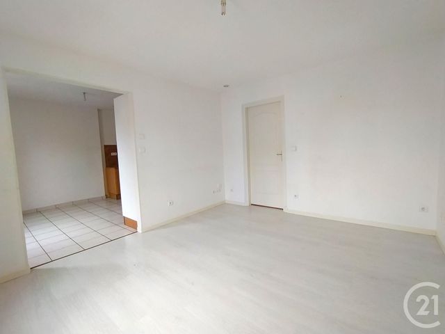 Appartement F2 à louer - 2 pièces - 46,89 m2 - Epernay - 51 - CHAMPAGNE-ARDENNE