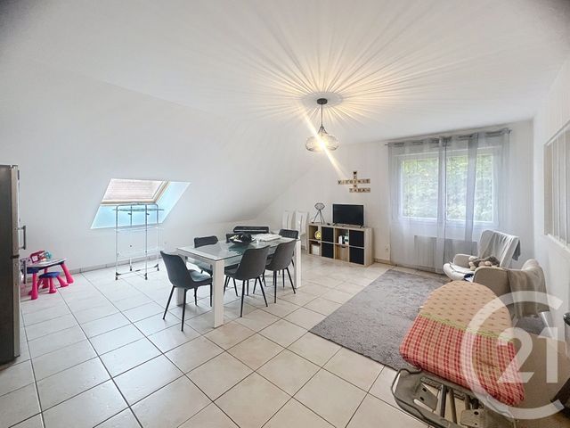 Appartement F4 à louer - 4 pièces - 120 m2 - Morangis - 51 - CHAMPAGNE-ARDENNE