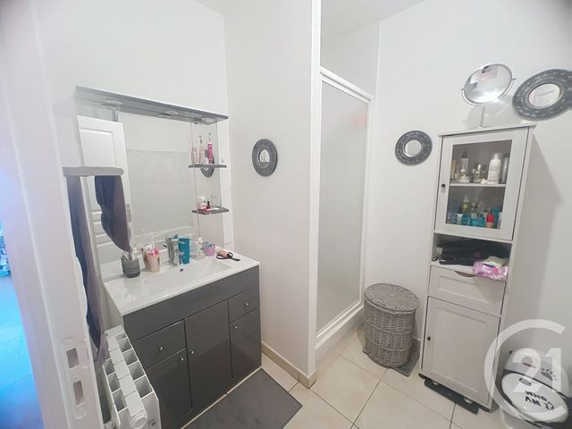 Appartement F4 à louer - 4 pièces - 120 m2 - Morangis - 51 - CHAMPAGNE-ARDENNE