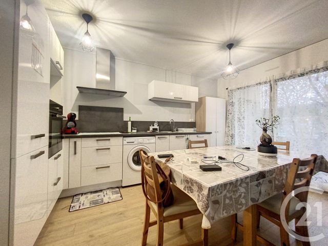 Appartement F2 &agrave; louer - 2 pi&egrave;ces - 40,50 m2 - Epernay - 51 - CHAMPAGNE-ARDENNE
