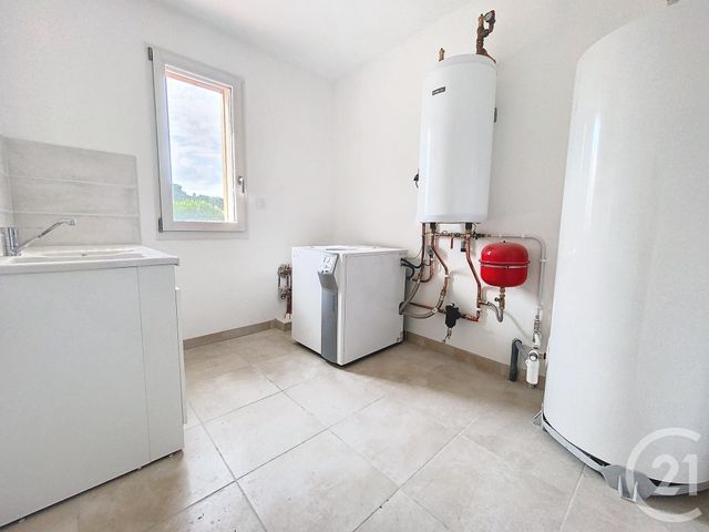 Maison &agrave; louer - 5 pi&egrave;ces - 111 m2 - Coolus - 51 - CHAMPAGNE-ARDENNE