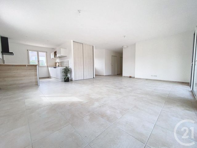 Maison &agrave; louer - 5 pi&egrave;ces - 111 m2 - Coolus - 51 - CHAMPAGNE-ARDENNE