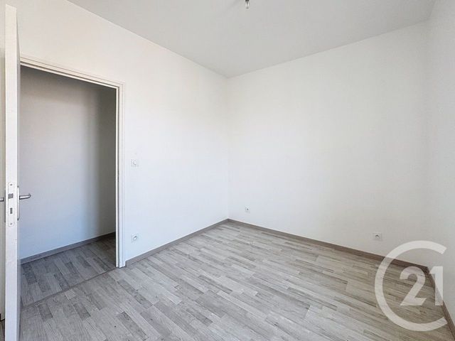 Maison &agrave; louer - 4 pi&egrave;ces - 76,97 m2 - Epernay - 51 - CHAMPAGNE-ARDENNE