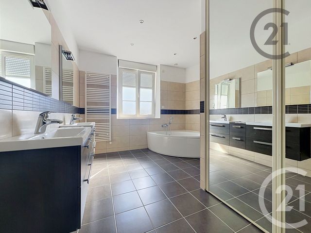 Maison &agrave; vendre - 6 pi&egrave;ces - 155 m2 - Mareuil Le Port - 51 - CHAMPAGNE-ARDENNE