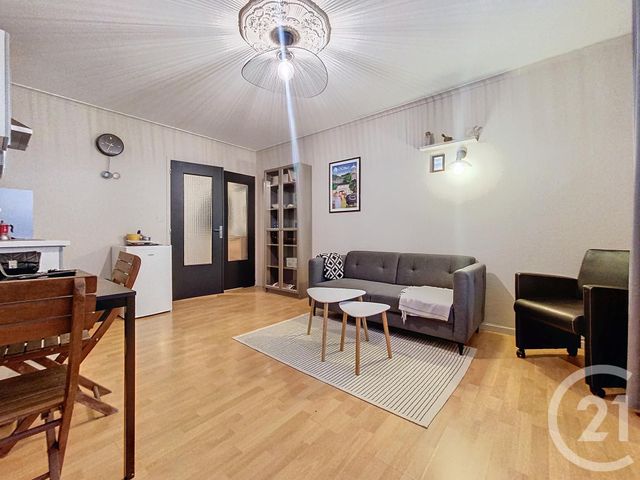Appartement F2 &agrave; louer - 2 pi&egrave;ces - 38,22 m2 - Epernay - 51 - CHAMPAGNE-ARDENNE
