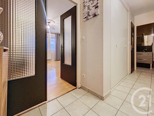 Appartement F2 &agrave; louer - 2 pi&egrave;ces - 38,22 m2 - Epernay - 51 - CHAMPAGNE-ARDENNE