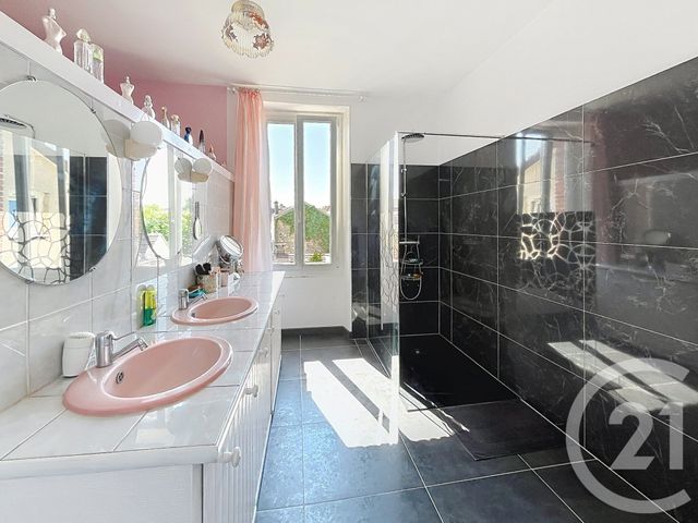 Maison &agrave; vendre - 5 pi&egrave;ces - 117,50 m2 - Epernay - 51 - CHAMPAGNE-ARDENNE