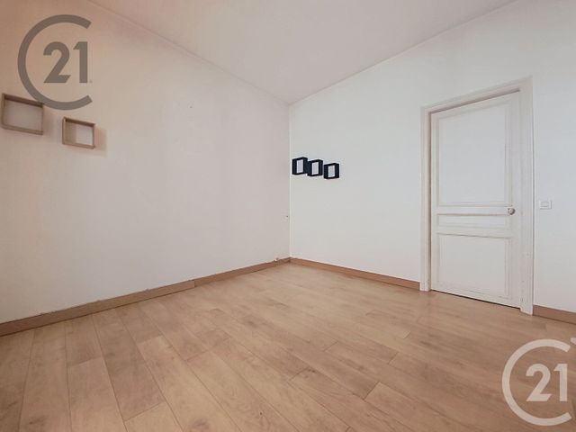 Appartement T2 &agrave; vendre - 2 pi&egrave;ces - 42,55 m2 - Epernay - 51 - CHAMPAGNE-ARDENNE