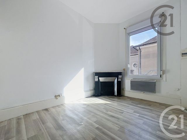 Appartement Local &agrave; vendre - 1 pi&egrave;ce - 13,40 m2 - Epernay - 51 - CHAMPAGNE-ARDENNE