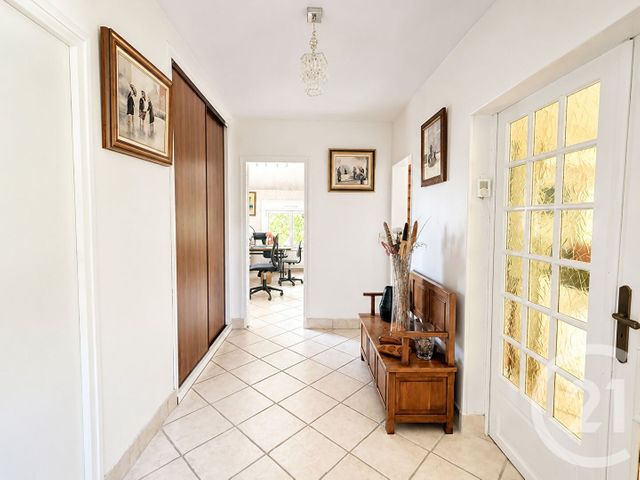 Maison &agrave; vendre - 7 pi&egrave;ces - 179,63 m2 - St Martin En Biere - 77 - ILE-DE-FRANCE