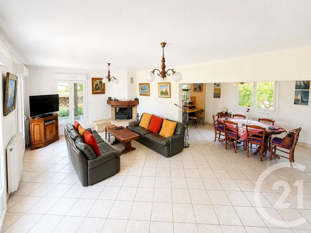 Maison &agrave; vendre - 7 pi&egrave;ces - 179,63 m2 - St Martin En Biere - 77 - ILE-DE-FRANCE