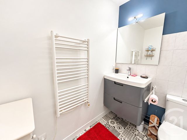 Appartement Studio &agrave; vendre - 1 pi&egrave;ce - 30,16 m2 - Fontainebleau - 77 - ILE-DE-FRANCE