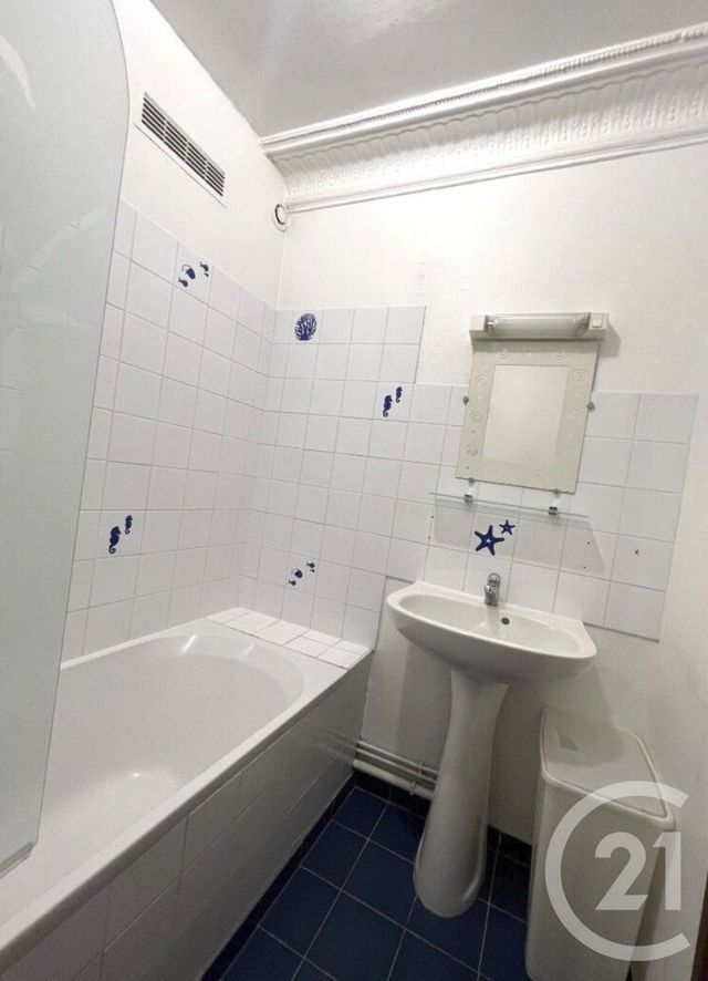 Appartement F1 &agrave; vendre - 1 pi&egrave;ce - 24,63 m2 - Fontainebleau - 77 - ILE-DE-FRANCE