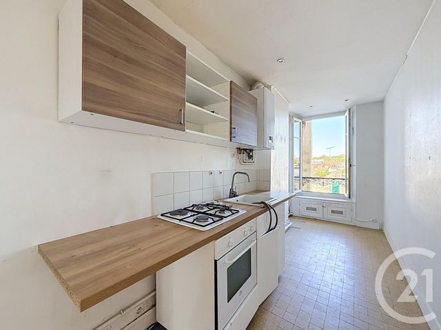 Appartement F4 &agrave; vendre - 4 pi&egrave;ces - 103,27 m2 - Fontainebleau - 77 - ILE-DE-FRANCE