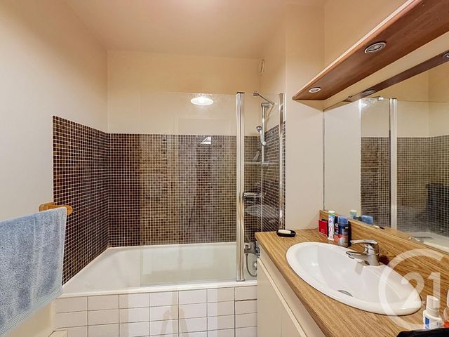 Appartement F3 &agrave; vendre - 3 pi&egrave;ces - 68,16 m2 - Fontainebleau - 77 - ILE-DE-FRANCE