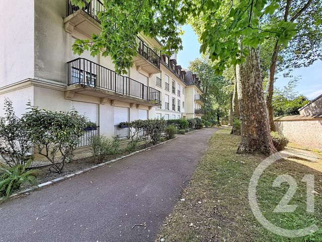 Appartement F3 &agrave; vendre - 3 pi&egrave;ces - 68,16 m2 - Fontainebleau - 77 - ILE-DE-FRANCE