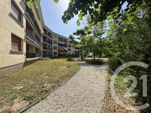Appartement F6 &agrave; vendre - 6 pi&egrave;ces - 111,69 m2 - Avon - 77 - ILE-DE-FRANCE