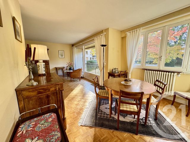 Afficher la photo en grand Appartement F6 à vendre - 6 pièces - 111,69 m2 - Avon - 77 - ILE-DE-FRANCE