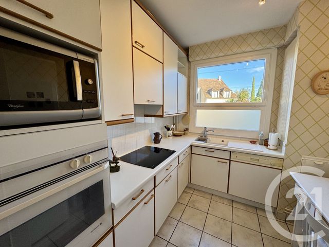 Afficher la photo en grand Appartement F6 à vendre - 6 pièces - 111,69 m2 - Avon - 77 - ILE-DE-FRANCE