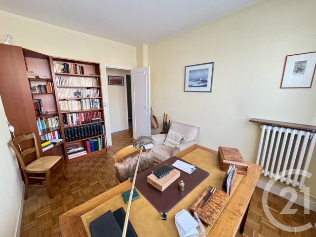 Afficher la photo en grand Appartement F6 à vendre - 6 pièces - 111,69 m2 - Avon - 77 - ILE-DE-FRANCE
