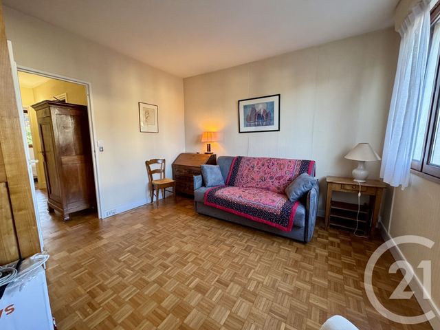 Afficher la photo en grand Appartement F6 à vendre - 6 pièces - 111,69 m2 - Avon - 77 - ILE-DE-FRANCE