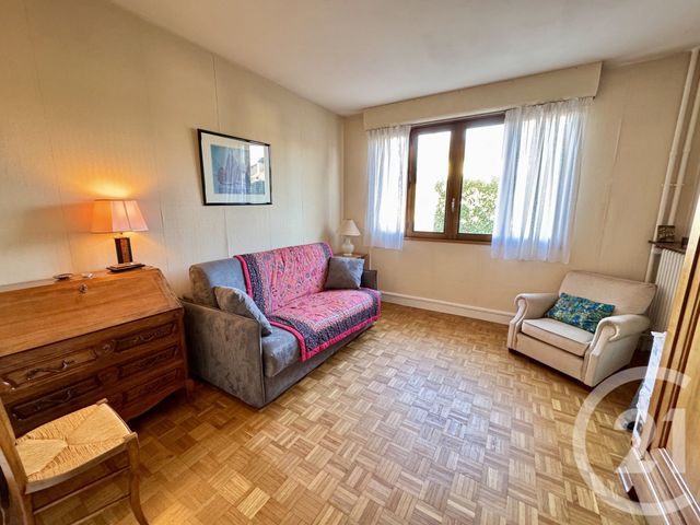 Afficher la photo en grand Appartement F6 à vendre - 6 pièces - 111,69 m2 - Avon - 77 - ILE-DE-FRANCE